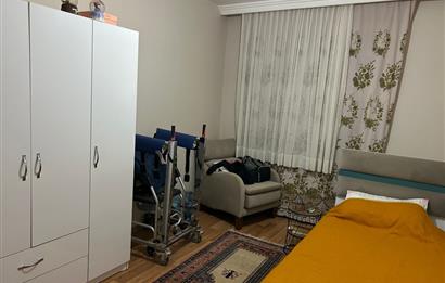 AYVACI PARK SİTESİ KAPALI MUTFAKLI EBEVEYN BANYOLU GENİŞ 2+1