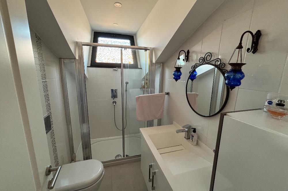 Demirciköy'de Eşsiz Doğa ve Deniz Manzaralı Lüks Çatı Dubleksi