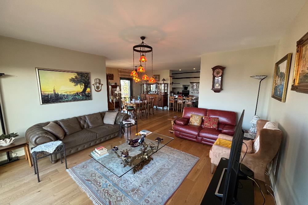 Demirciköy'de Eşsiz Doğa ve Deniz Manzaralı Lüks Çatı Dubleksi