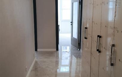 Çekirde Caddesi'nde Kaçmaz Fırsat! Full Yenilenmiş Sıfır 3+1