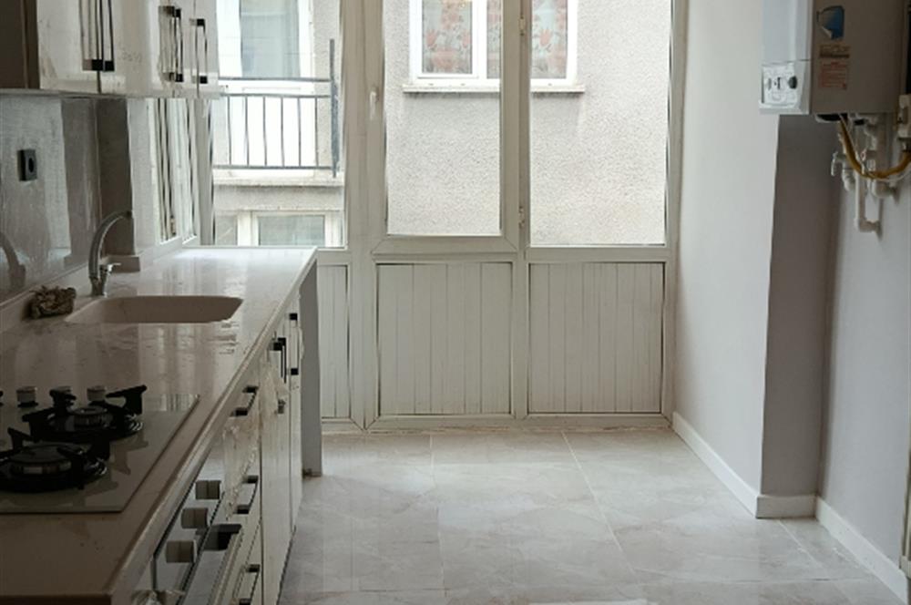 Çekirde Caddesi'nde Kaçmaz Fırsat! Full Yenilenmiş Sıfır 3+1