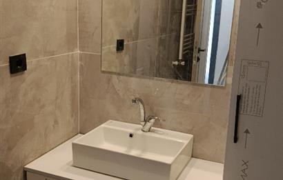 Çekirde Caddesi'nde Kaçmaz Fırsat! Full Yenilenmiş Sıfır 3+1