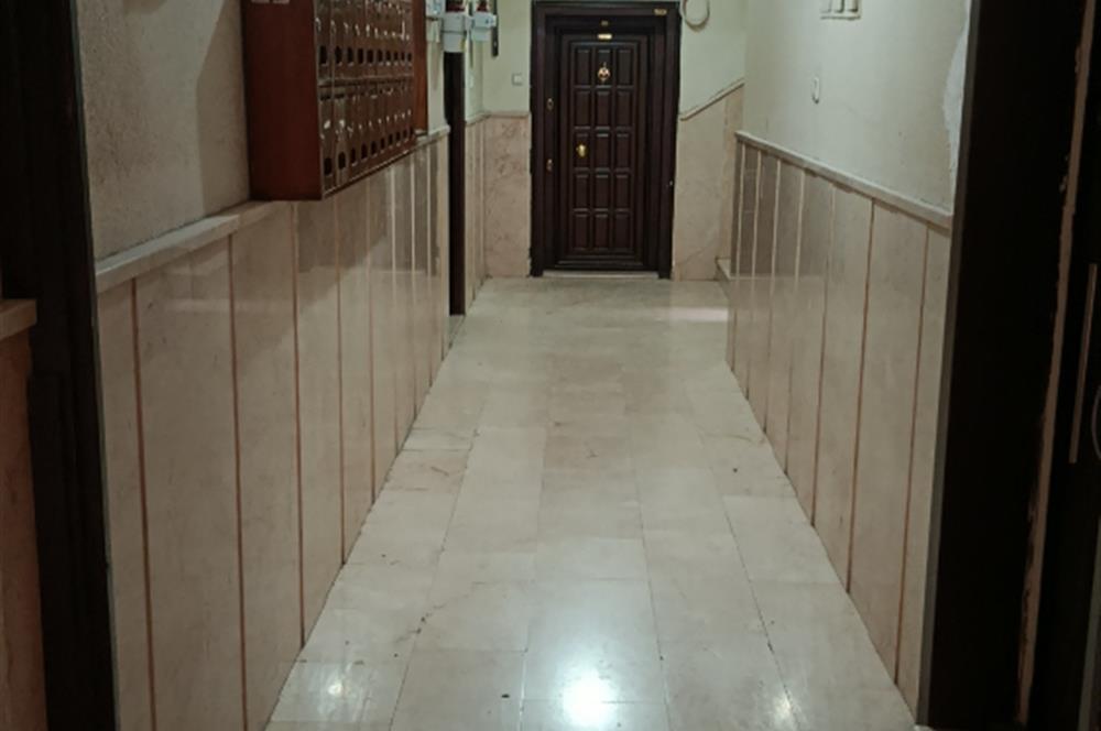 Çekirde Caddesi'nde Kaçmaz Fırsat! Full Yenilenmiş Sıfır 3+1