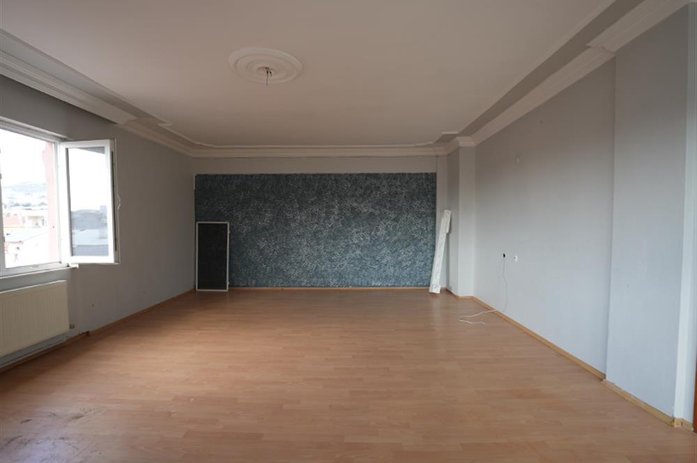 C21;Cius Sosyal Yaşam Civarı Bakımlı Satılık 3+1 Daire