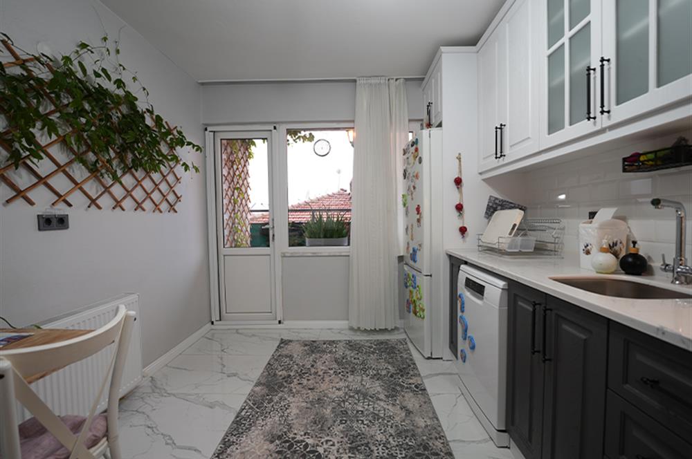 C21;Cius Y.Emre Parkı Civarı Yapılı 3+1 Satılık Daire