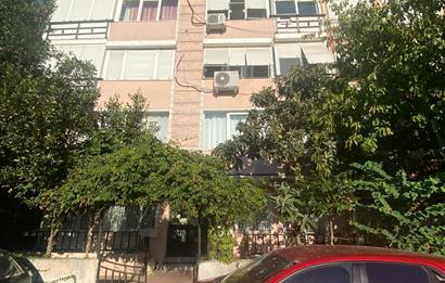 Salacak Mahallesi Tosunpaşa Sokakta Deniz Manzaralı 3+1 Daire