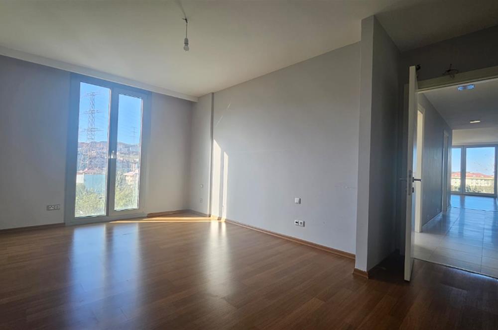 ZEKERİYAKÖY SİTELER'DE 3+1 KİRALIK DAİRE