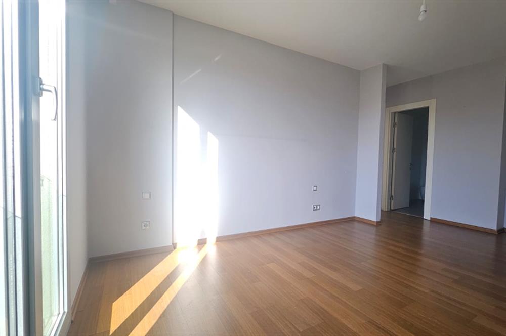 ZEKERİYAKÖY SİTELER'DE 3+1 KİRALIK DAİRE