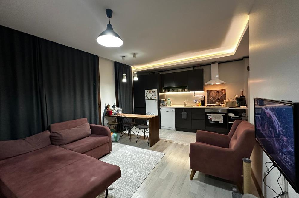 C21 LOFT'TAN FORUM STARBUCKS ARKASINDA 1+1 SATILIK APART