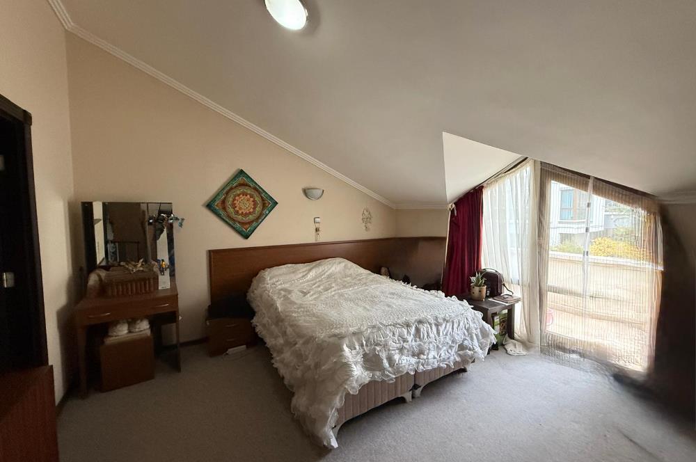 ORAN STÜDYO EVLERİNDE TERAS KEYİFLİ 1+1 DUBLEKS SATILIK DAİRE