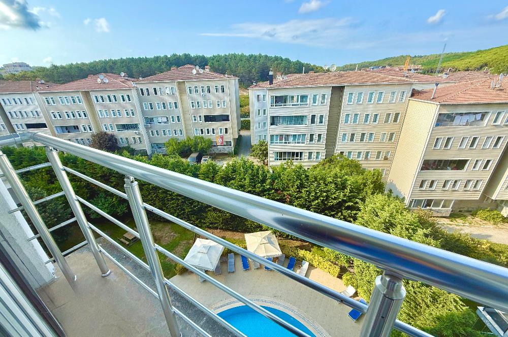 C21'DEN ORMAN YANI SİTEDE KOMPLE YENİLENMİŞ BÜYÜK 3+1 DAİRE