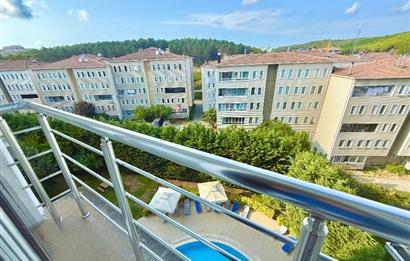 C21'DEN ORMAN YANI SİTEDE KOMPLE YENİLENMİŞ BÜYÜK 3+1 DAİRE