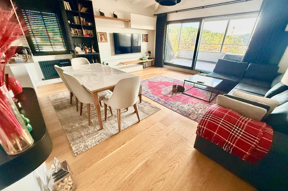 C21'DEN ORMAN YANI SİTEDE KOMPLE YENİLENMİŞ BÜYÜK 3+1 DAİRE