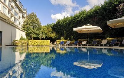 C21'DEN ORMAN YANI SİTEDE KOMPLE YENİLENMİŞ BÜYÜK 3+1 DAİRE