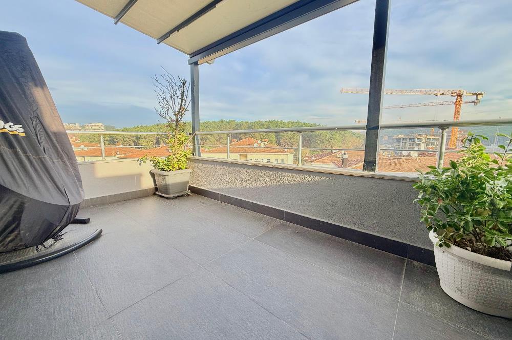 C21'DEN ORMAN YANI SİTEDE KOMPLE YENİLENMİŞ BÜYÜK 3+1 DAİRE