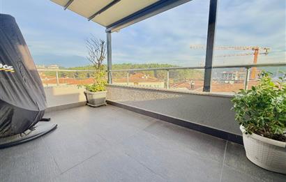 C21'DEN ORMAN YANI SİTEDE KOMPLE YENİLENMİŞ BÜYÜK 3+1 DAİRE