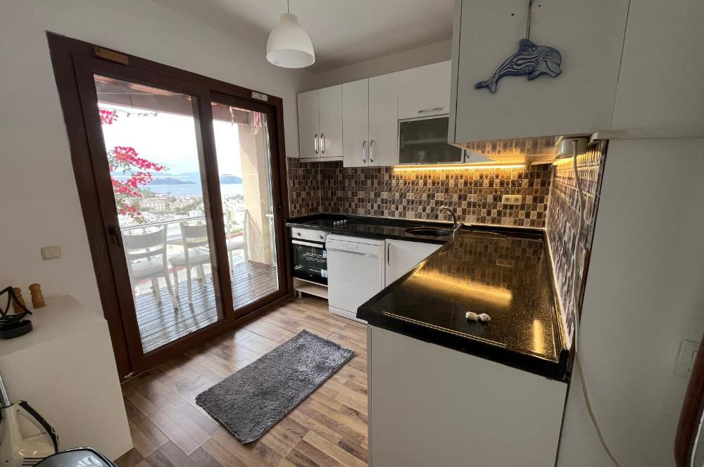 Turgutreis Karabağ'da Kiralık Deniz Manzaralı Daire