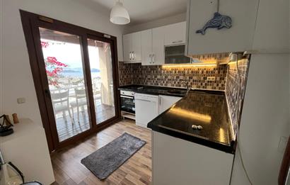 Turgutreis Karabağ'da Kiralık Deniz Manzaralı Daire