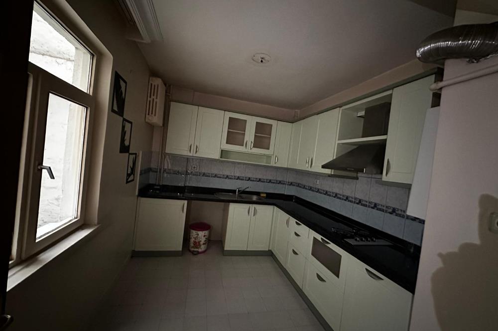 KURTULUŞ METRO ÇIKIŞINDA ARA KAT 3+1 KİRALIK DAİRE