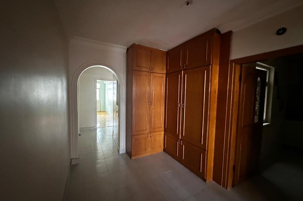 KURTULUŞ METRO ÇIKIŞINDA ARA KAT 3+1 KİRALIK DAİRE