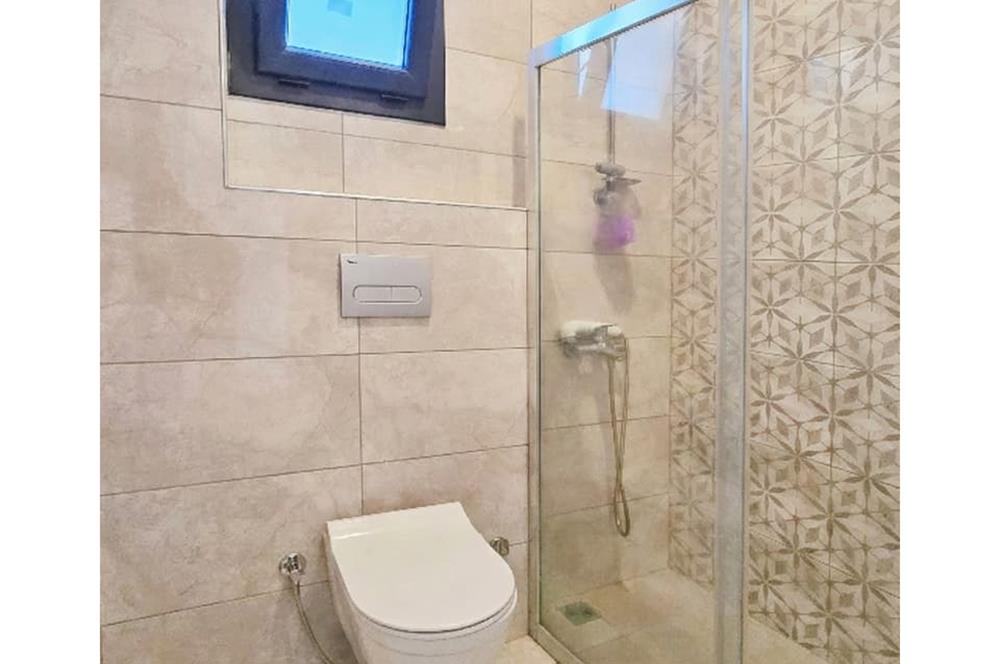 DATÇA MERKEZDE YILLIK KİRALIK 1+1 GENİŞ DAİRE