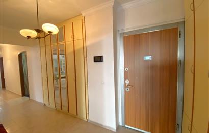 ÇUKURAMBARDA MOBİLYALI MERKEZİ KONUMDA 2. KAT 3+1 DAİRE