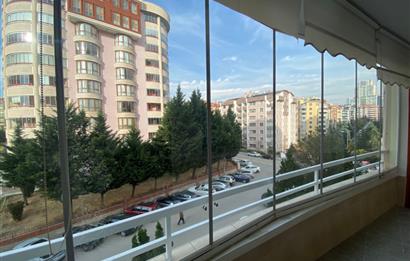 ÇUKURAMBARDA MOBİLYALI MERKEZİ KONUMDA 2. KAT 3+1 DAİRE