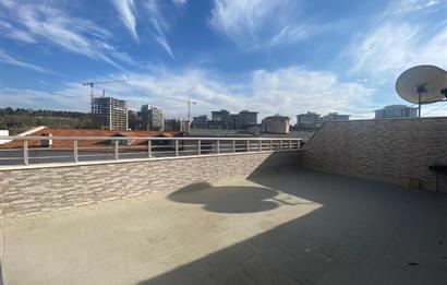 ŞİŞLİ MERKEZDE GENİŞ TERAS VE FERAH DUBLEKS 140M2 SATILIK DAİRE