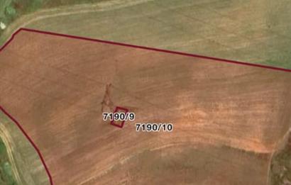 Tepeören 'de Yatırım Bölgesinde Satılık 200 m² Hisseli Arsa