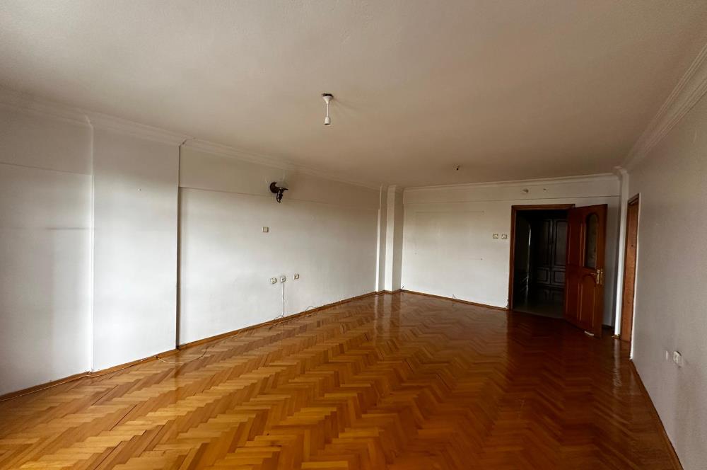 KURTULUŞ METRO ÇIKIŞINDA ARA KAT 3+1 KİRALIK DAİRE