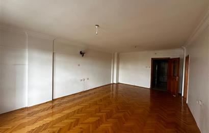 KURTULUŞ METRO ÇIKIŞINDA ARA KAT 3+1 KİRALIK DAİRE