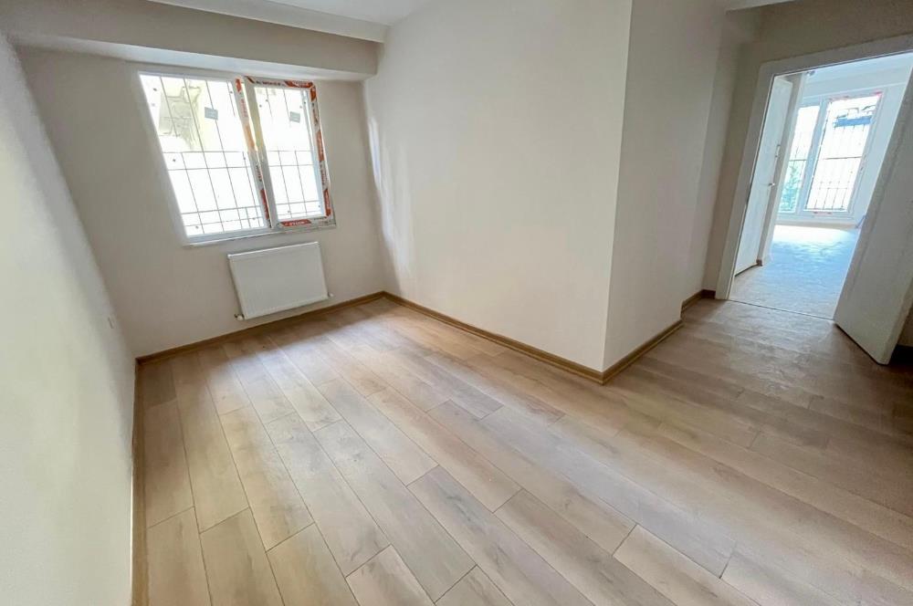 KÜÇÜKYALI'DA METROYA YAKIN ÖZEL BAHÇE KULLANIMLI ÖN CEPHE 2+1