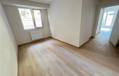 KÜÇÜKYALI'DA METROYA YAKIN ÖZEL BAHÇE KULLANIMLI ÖN CEPHE 2+1