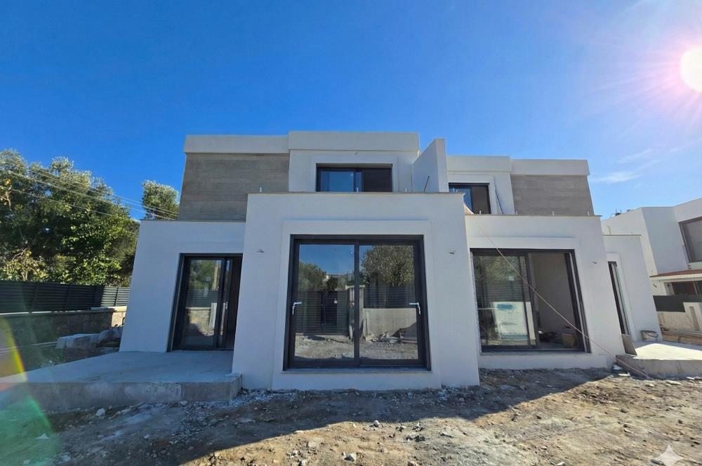 Turgutreis Bahçelievler Denize Yakın 3+1 Sıfır Villalar