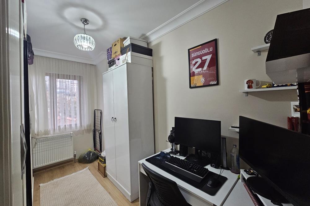 FERMAN PARK METROYA 5 DAKİKA MESAFEDE 2+1 ARAKAT SATILIK DAİRE