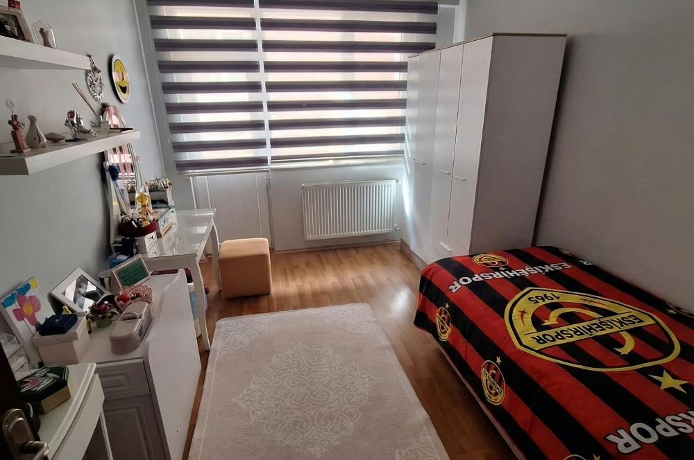 CENTURY 21 VİZYON'DAN GÜNDÜZ ÖKÇÜN BLV.DA GENİŞ SATILIK 3+1 DAİRE