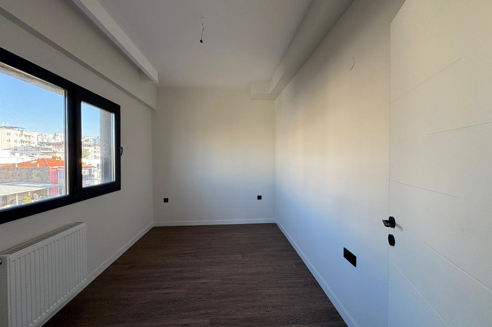 Çiğli Black Suits 2'de Kiralık Sıfır 1+1 Daire 