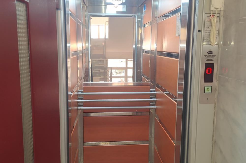 CENTURY 21 VİZYON'DAN GÜNDÜZ ÖKÇÜN BLV.DA GENİŞ SATILIK 3+1 DAİRE