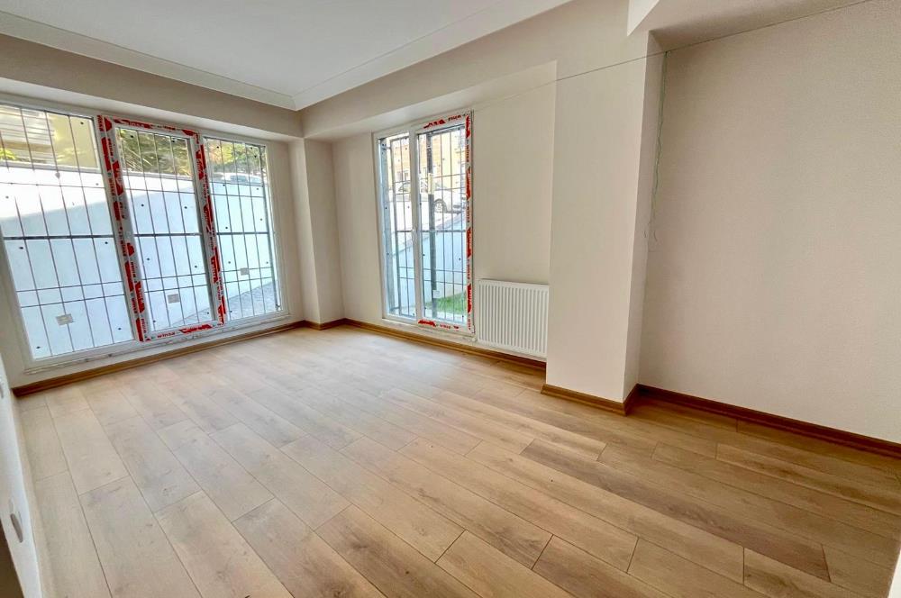 KÜÇÜKYALI'DA METROYA YAKIN ÖZEL BAHÇE KULLANIMLI ÖN CEPHE 2+1