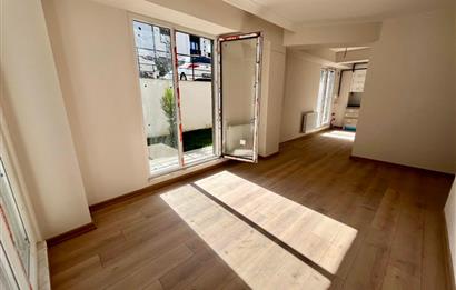 KÜÇÜKYALI'DA METROYA YAKIN ÖZEL BAHÇE KULLANIMLI ÖN CEPHE 2+1