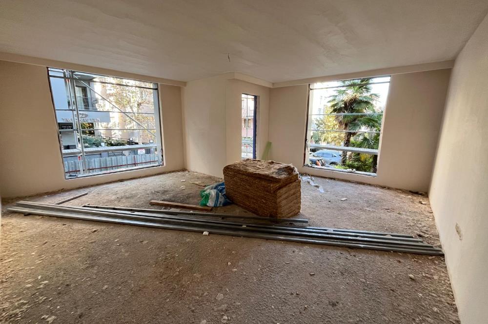 ÖN CEPHE KATTA AYRI MUTFAKLI KÖŞE 3+1