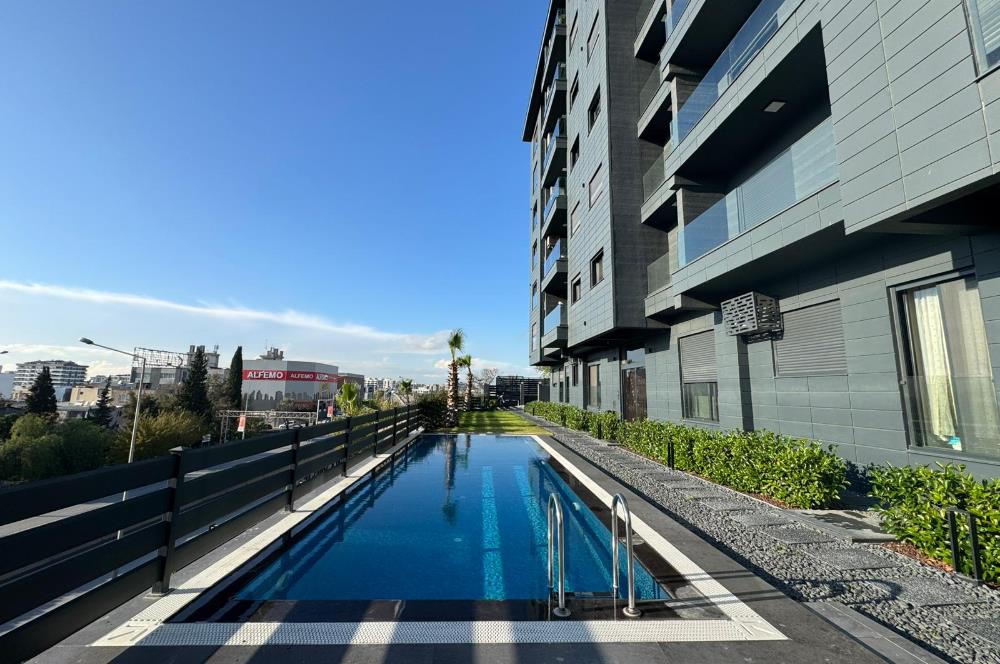 Çiğli Black Suits 2'de Kiralık Sıfır 1+1 Daire 