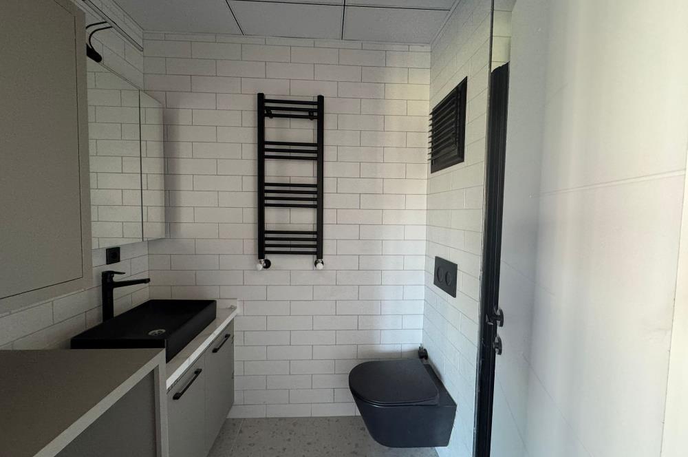 Çiğli Black Suits 2'de Kiralık Sıfır 1+1 Daire 