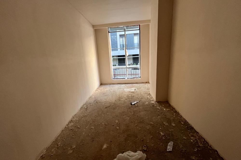 ÖN CEPHE KATTA AYRI MUTFAKLI KÖŞE 3+1