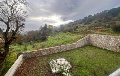 C21 BAL 'DAN GÖKÇEYAZI KÖSEAĞALAR'DA SATILIK BAHÇELİ LÜKS VİLLA