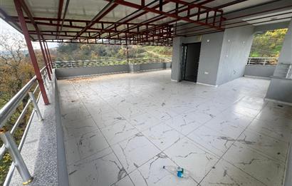 C21 BAL 'DAN GÖKÇEYAZI KÖSEAĞALAR'DA SATILIK BAHÇELİ LÜKS VİLLA