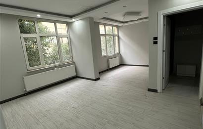 Merkezi Konumda Sıfır Tadilatlı 3+1 Geniş ve Kullanışlı Daire