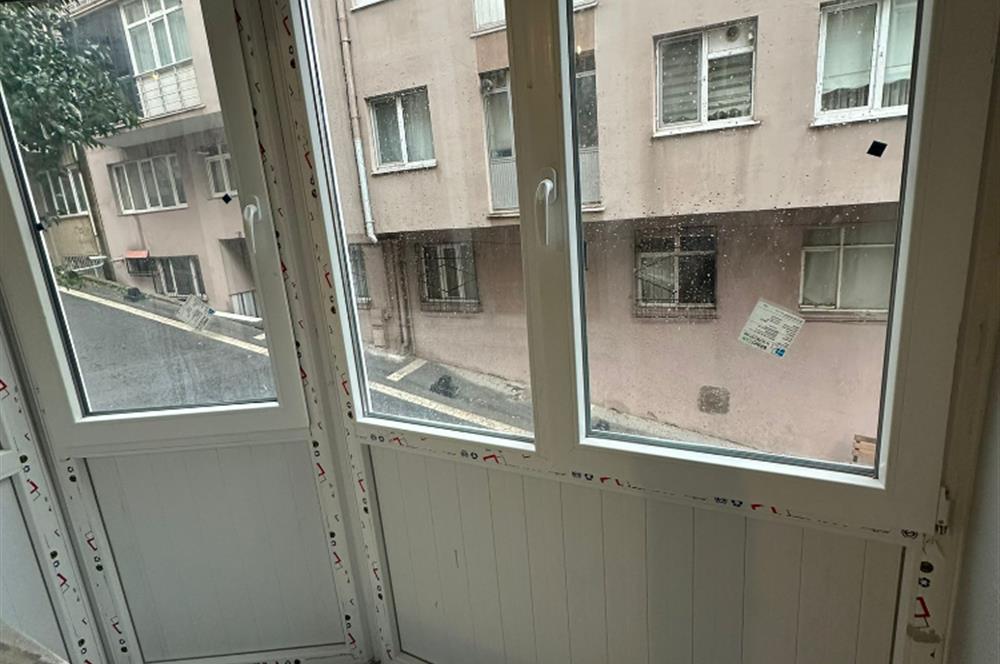 Merkezi Konumda Sıfır Tadilatlı 3+1 Geniş ve Kullanışlı Daire