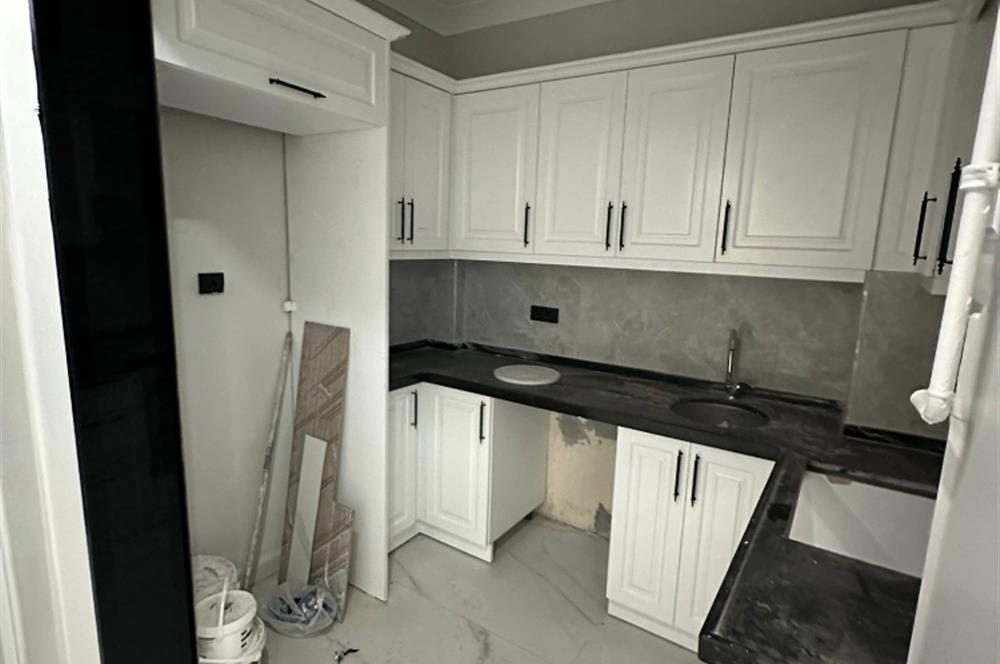 Merkezi Konumda Sıfır Tadilatlı 3+1 Geniş ve Kullanışlı Daire