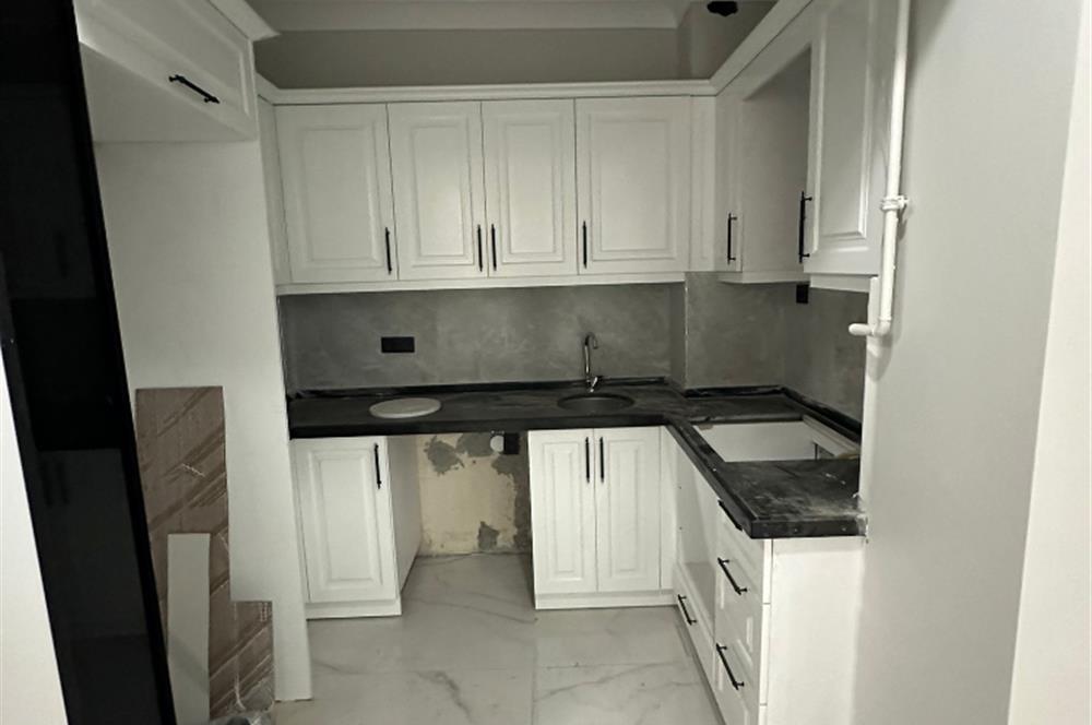 Merkezi Konumda Sıfır Tadilatlı 3+1 Geniş ve Kullanışlı Daire